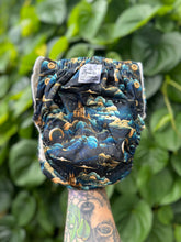 Load image into Gallery viewer, By Moonlight-Trainer